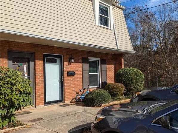 331 Vineyard Park Ct, Winston Salem, NC 27104