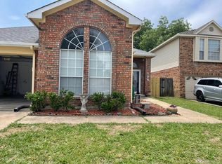 106 Moss Hill Dr #1, Arlington, TX 76018