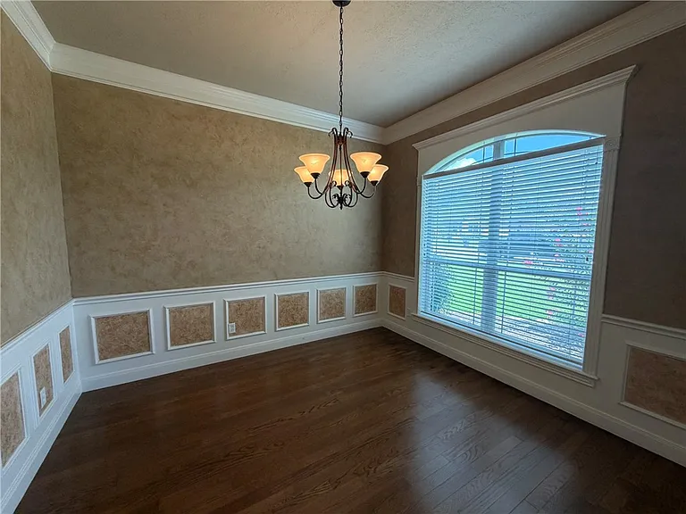 413 Cold Spring Dr — Photo 5