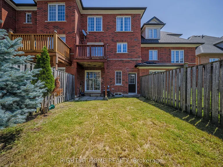 38 Warrington Way — Photo 23