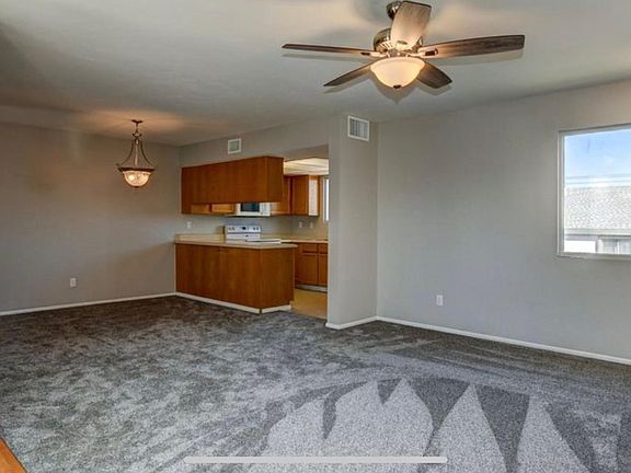 3rd image of 6128 Antelope Villas Cir