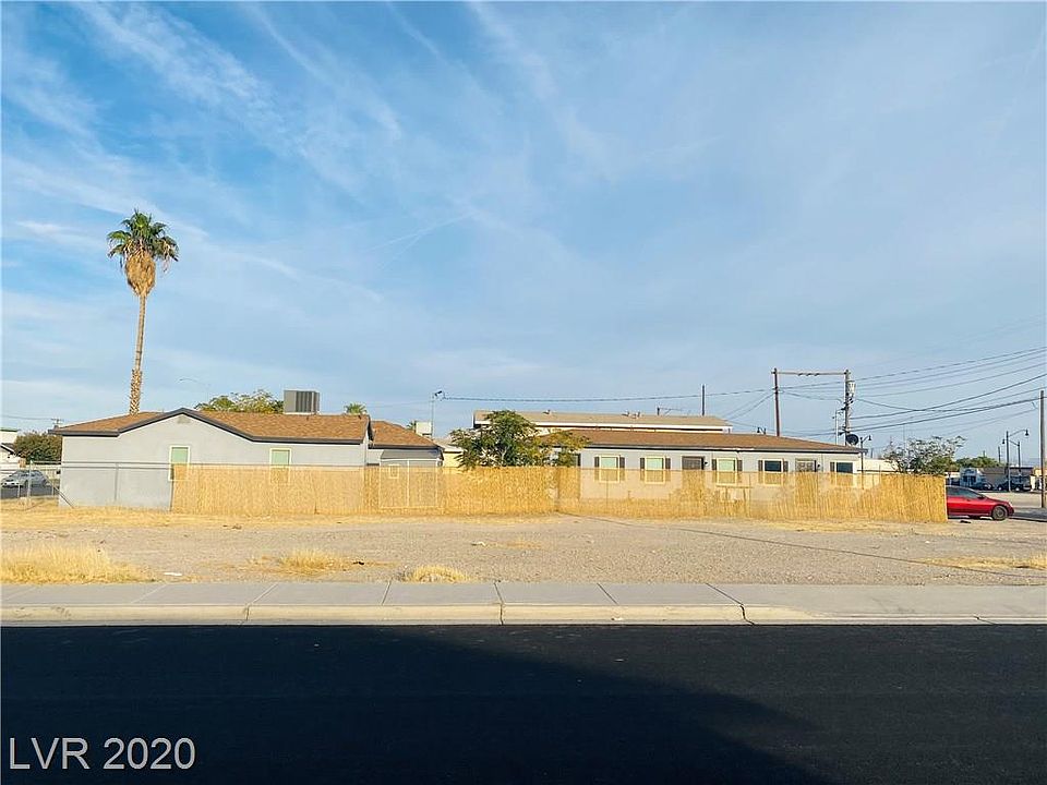 1st image of 421 W Van Buren Ave