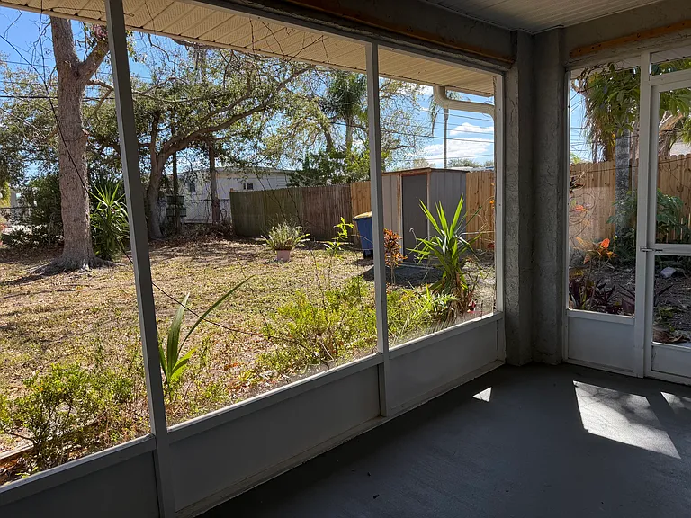 213 Elizabeth Ave #B — Photo 10