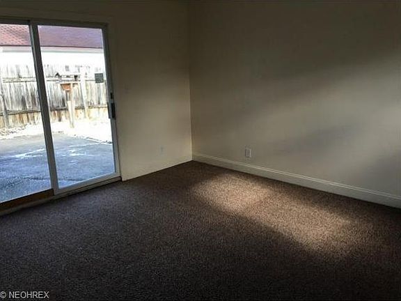 3rd image of 3268 Bon Air Ave NW