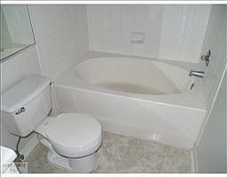 3rd image of 5606 Pinnacle Heights Cir APT 103