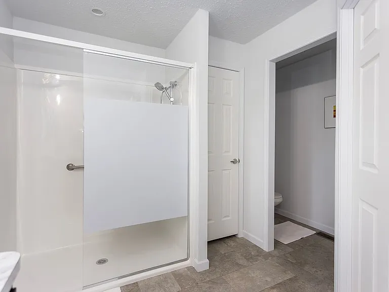 9516 Randolph St — Photo 13