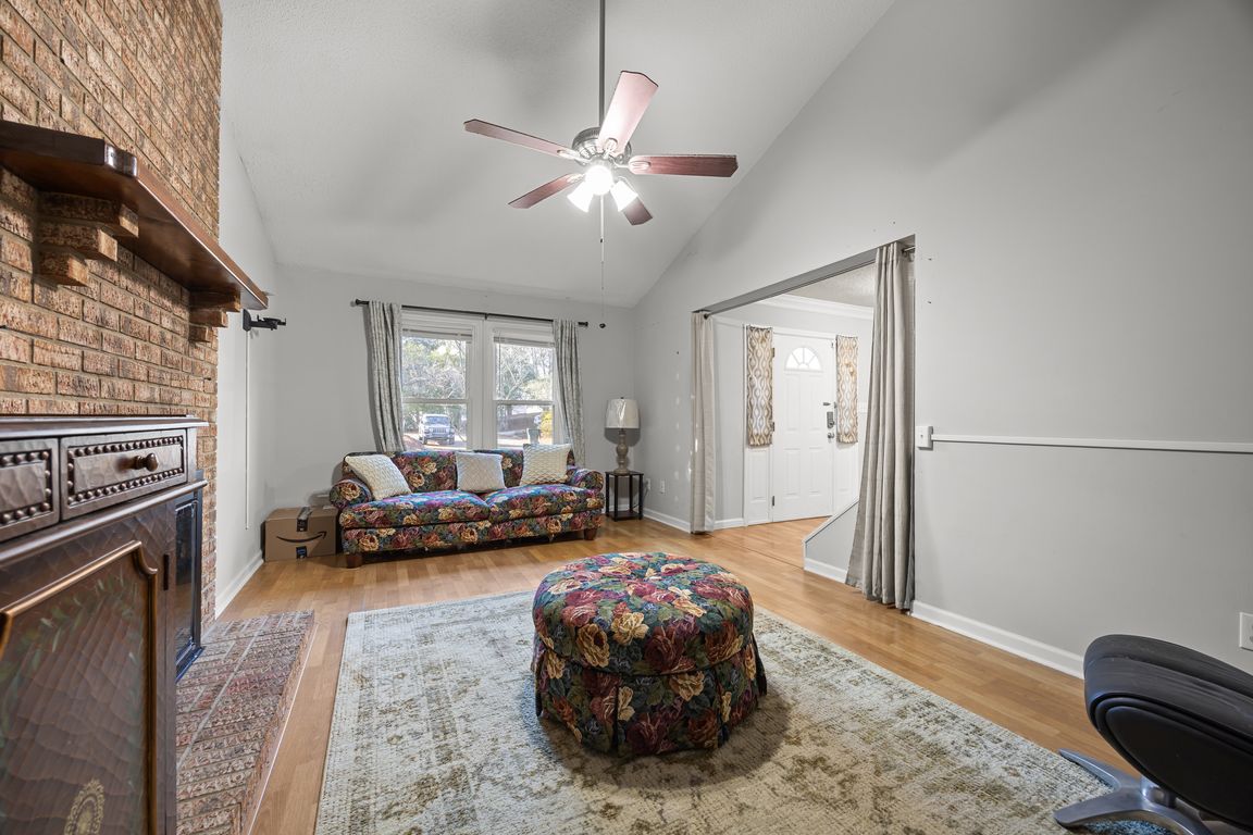 next background image