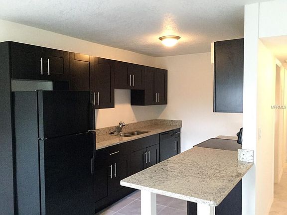 4th image of 113 Sea Horse Dr SE APT B