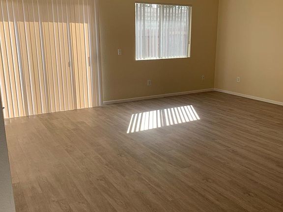 5th image of 32021 Avenue E APT 37