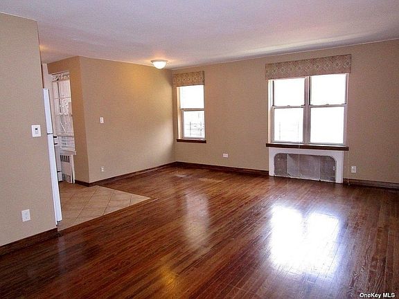 3rd image of 66-39 Yellowstone Blvd Unit 5E