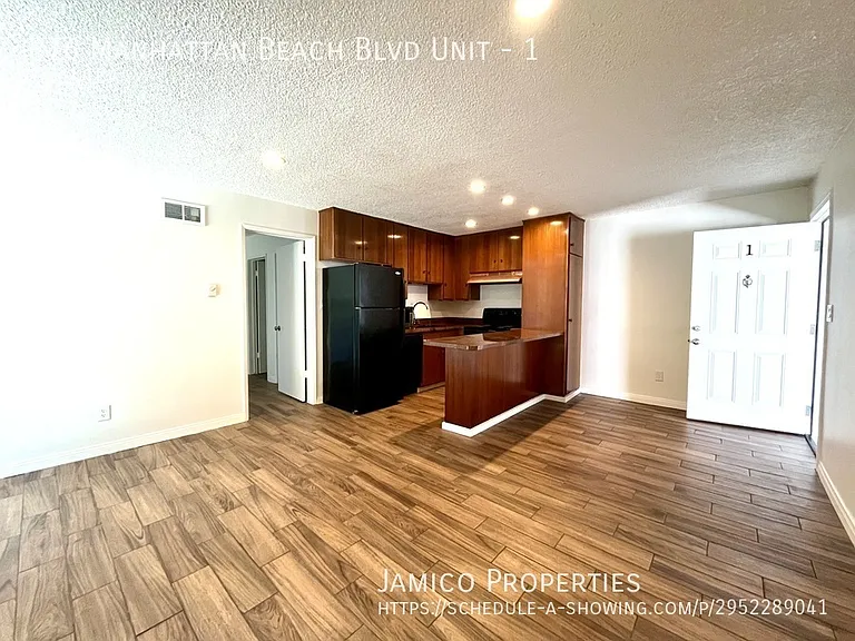 876 Manhattan Beach Blvd #1 — Photo 33