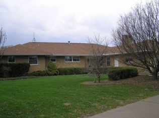 1050 W Birchwood St, Morton, IL