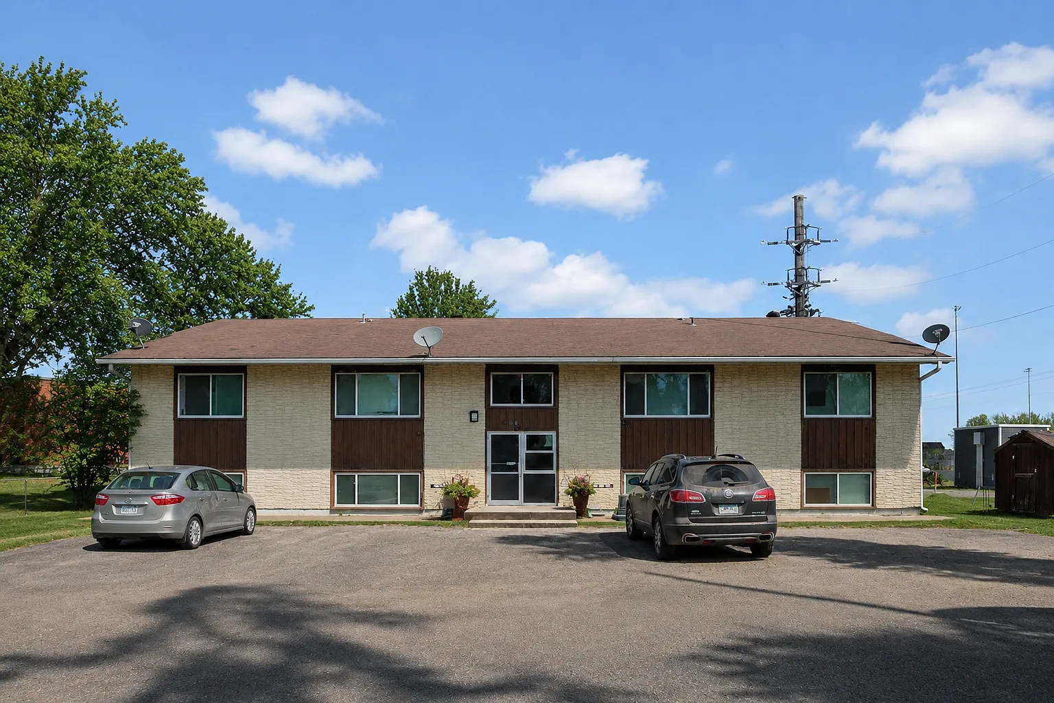 2 bed, 1000 sqft, $1,200 — Photo 1