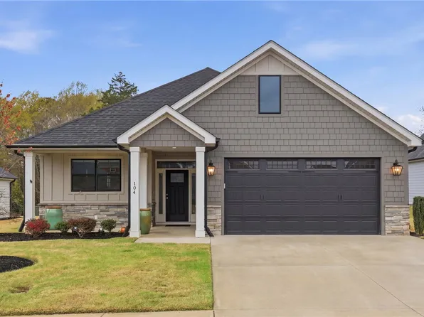 104 Stanbury Dr, Clemson, SC 29631