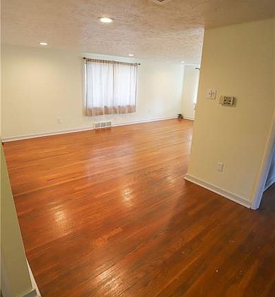 5th image of 1310 Ashland St