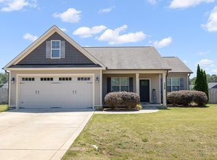 175 Day Lily St, Selma, NC 27576