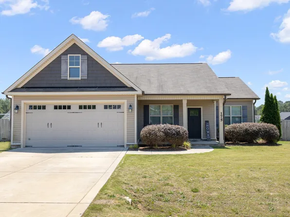 175 Day Lily St, Selma, NC 27576
