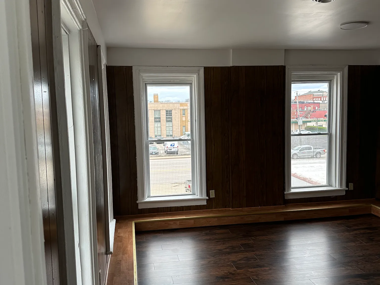 3 bed, $1,350 — Photo 2