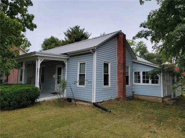 612 W 1st St, Shelbyville, IL 62565
