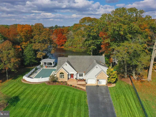 30748 Cypress Ln, Laurel, DE 19956