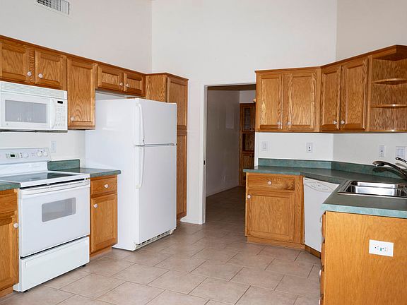 2nd image of 7805 E Nopal Ave