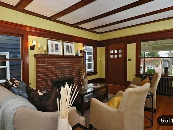 4th image of 5227 36th Ave NE