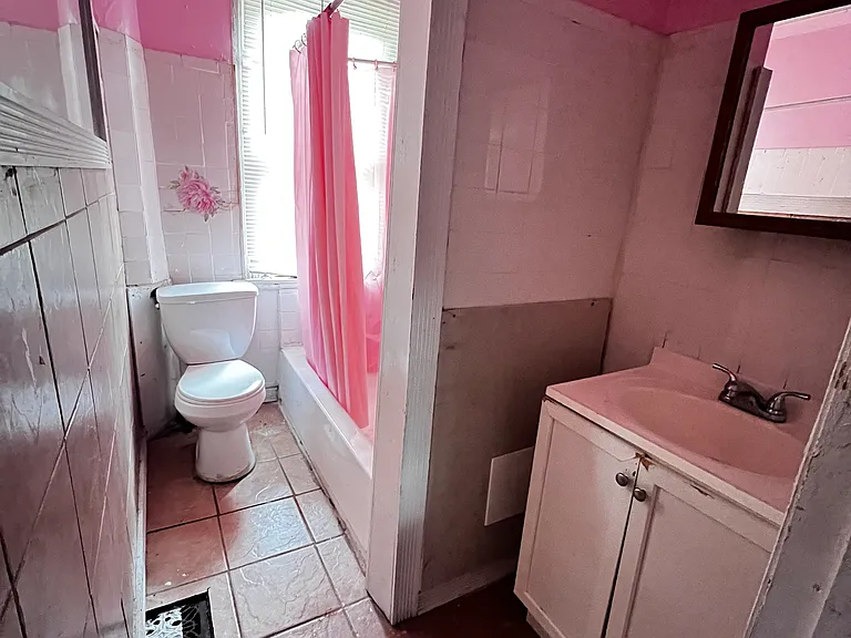 7120 Greenway Ave — Photo 11