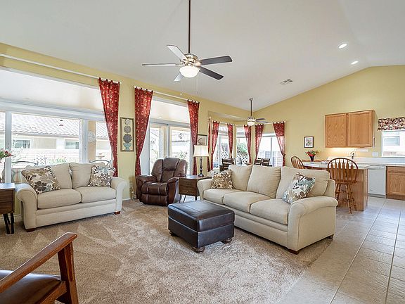2nd image of 2155 E Bluejay Vista Ln