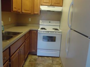 141 Cemetery Rd APT L, Plainfield, CT 06374