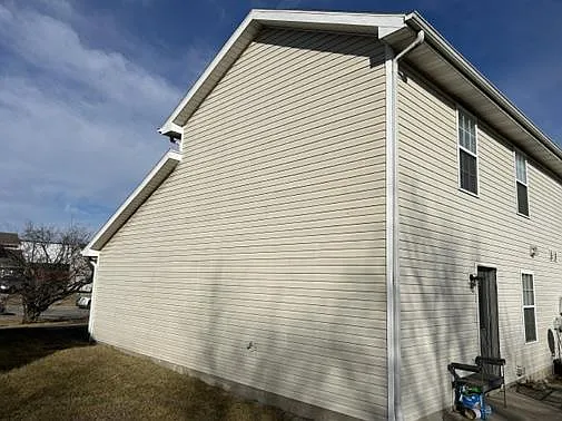 5714 Canaveral Dr — Photo 3