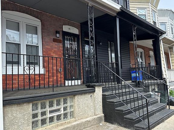 3rd image of 5537 Pemberton St