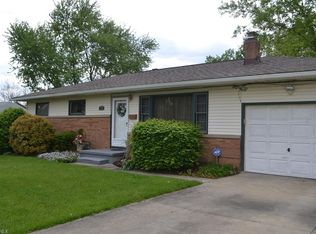 369 SW 31st St, Barberton, OH 44203