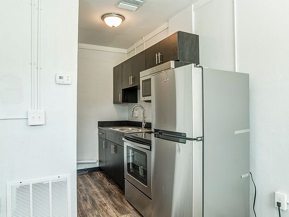 3rd image of 2413 E 12th Ave Unit A