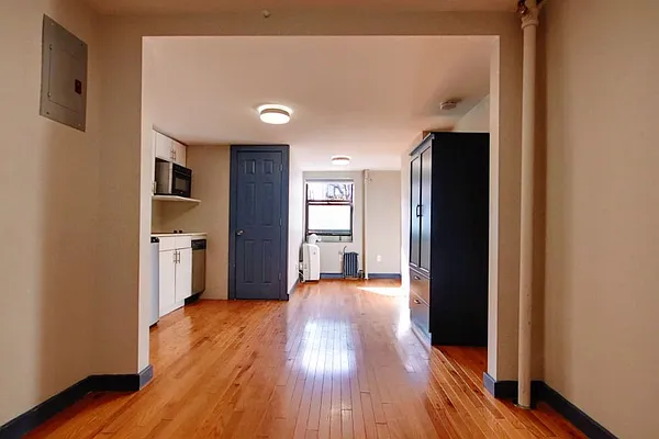Rented by Highline Residential | media 6