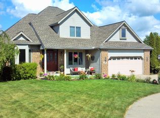 4003 Sandpiper Ct, Valparaiso, IN 46385