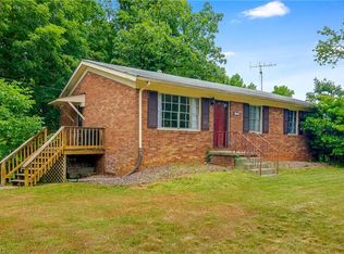 2400 Timberlake Ave, High Point, NC 27265