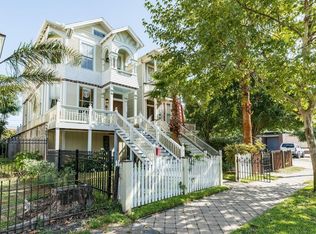 1821 Winnie St, Galveston, TX 77550
