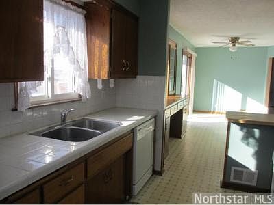 2nd image of 7518 4th St NE