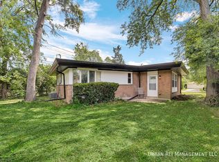 18548 Lynn Ct, Homewood, IL 60430