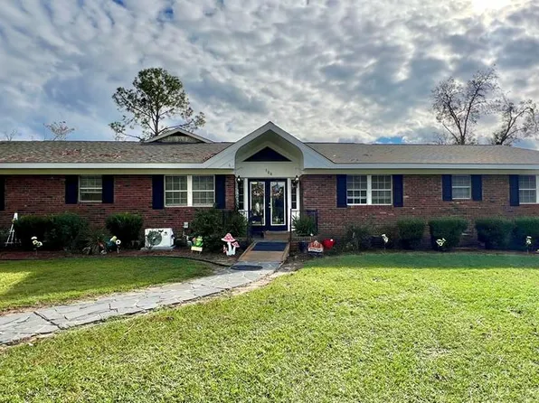 300 W 2nd St, Ocilla, GA 31774