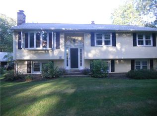 83 Rocky Hill Rd, Rehoboth, MA 02769