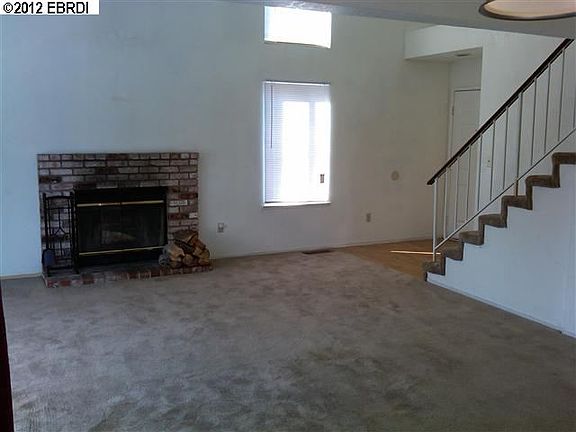 5th image of 2724 Almondridge Dr