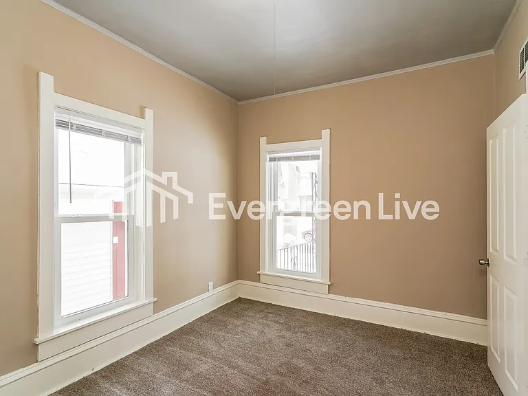 2193 S 78th St — Photo 8