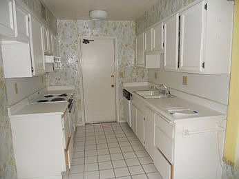 3rd image of 13462 W Copperstone Dr