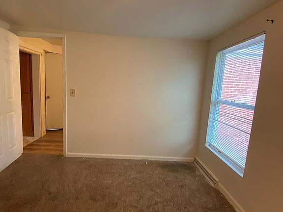 5th image of 716 E McPherson St
