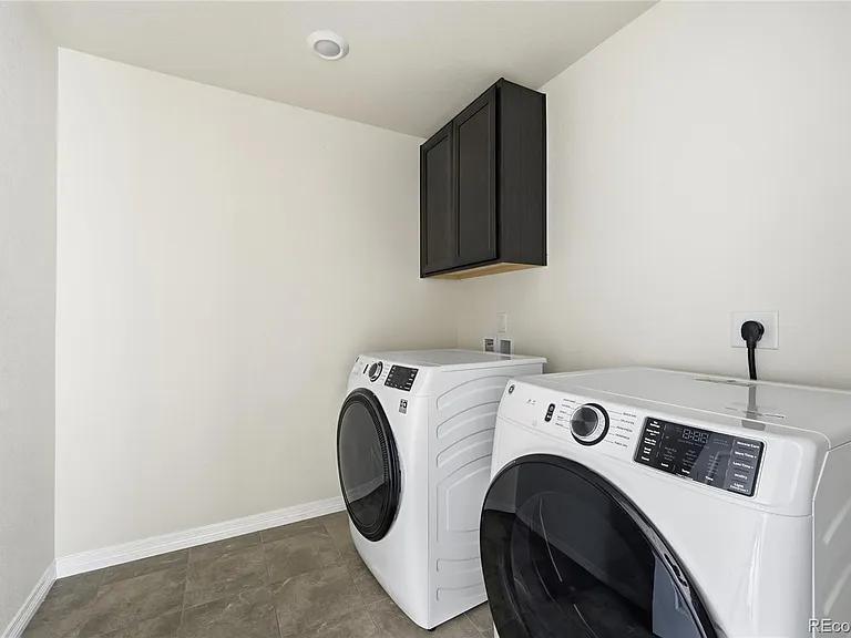washer and dryer