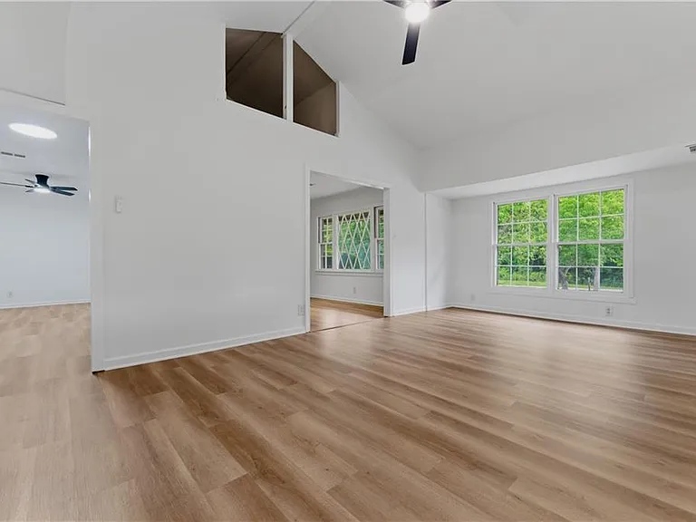 393 Old Acworth Rd — Photo 8