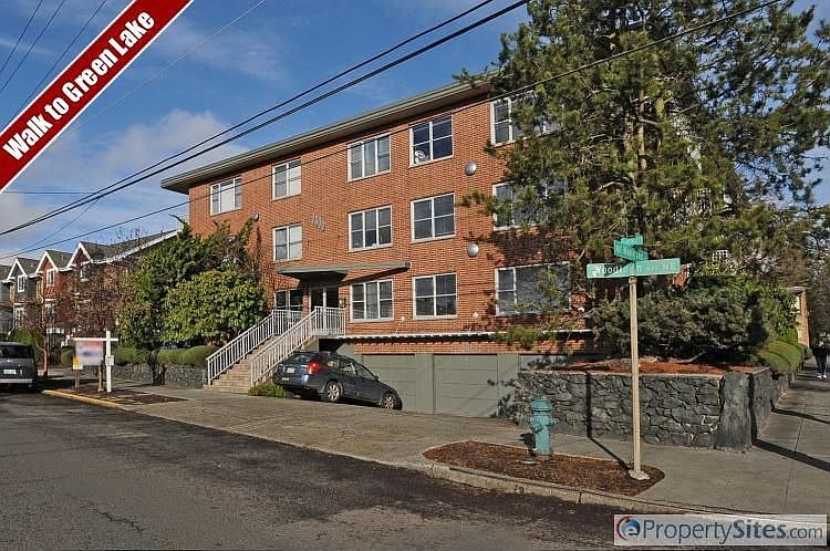 1st image of 7300 Woodlawn Ave NE APT 304