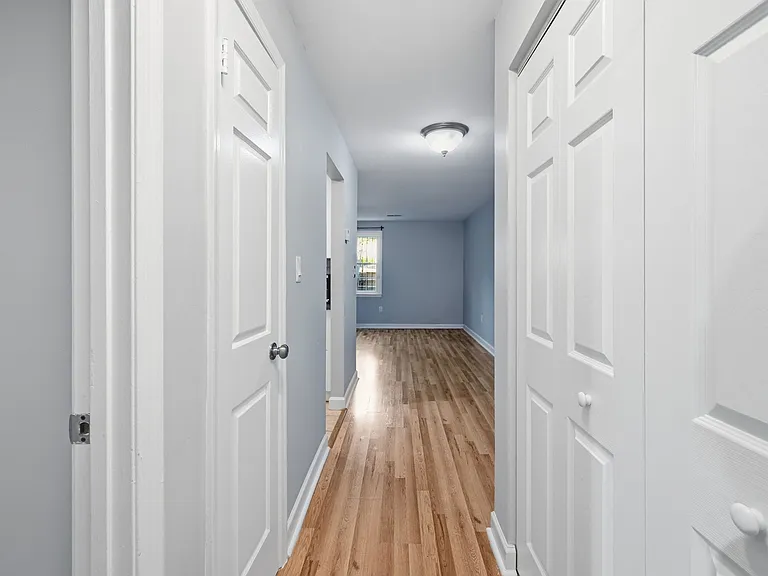1211 Potomac Ave SE #B — Photo 12