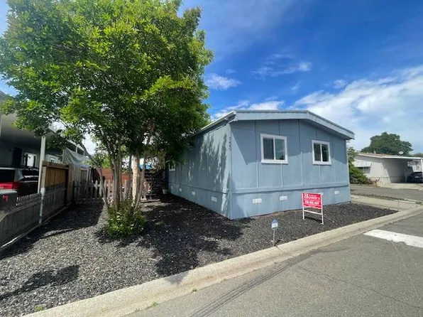 7440 Debutante Ln, Sacramento, CA 95828